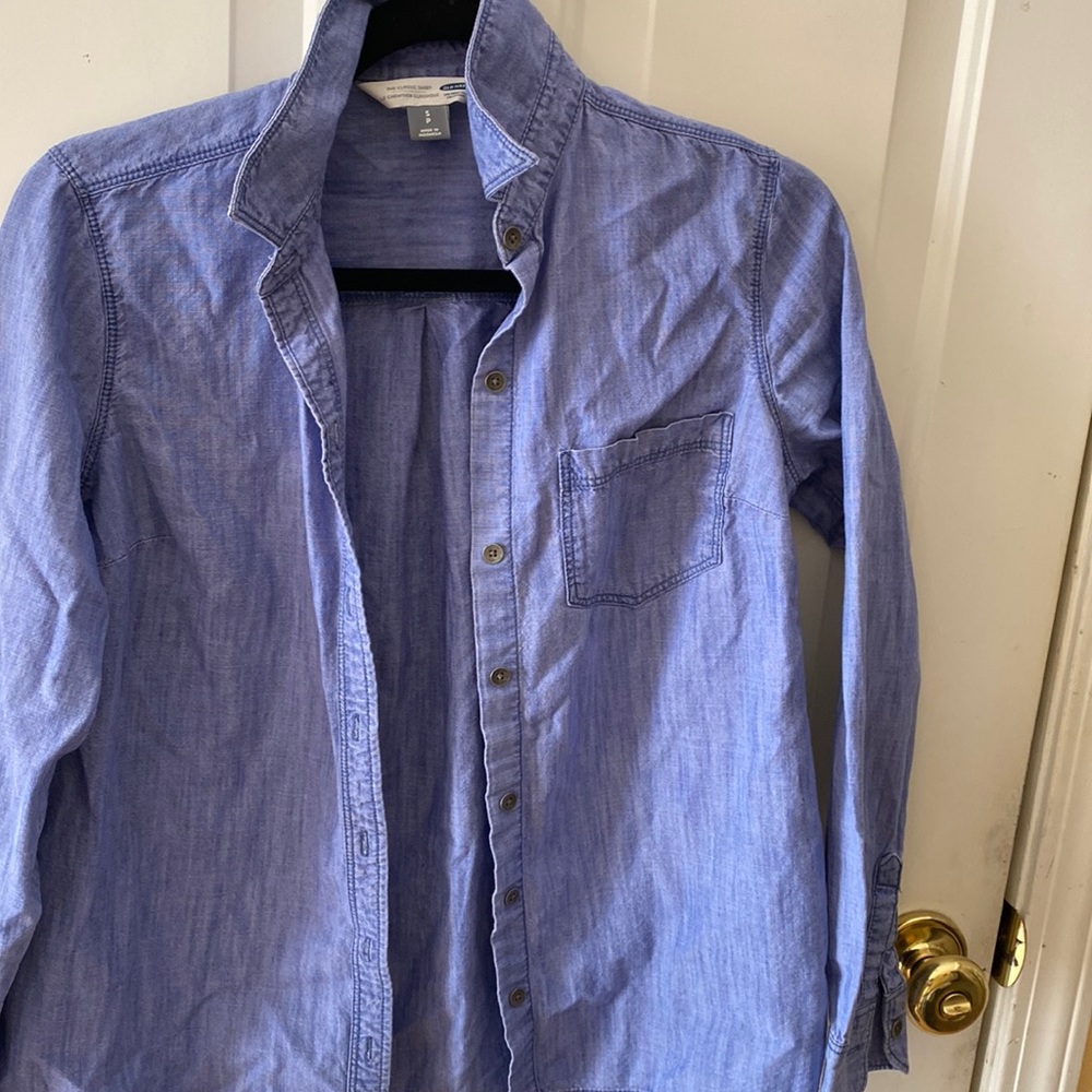 Old navy women’s denim shirt